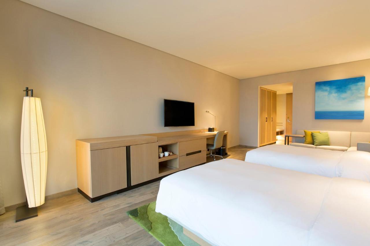 Hyatt Place Sanya City Center Екстер'єр фото